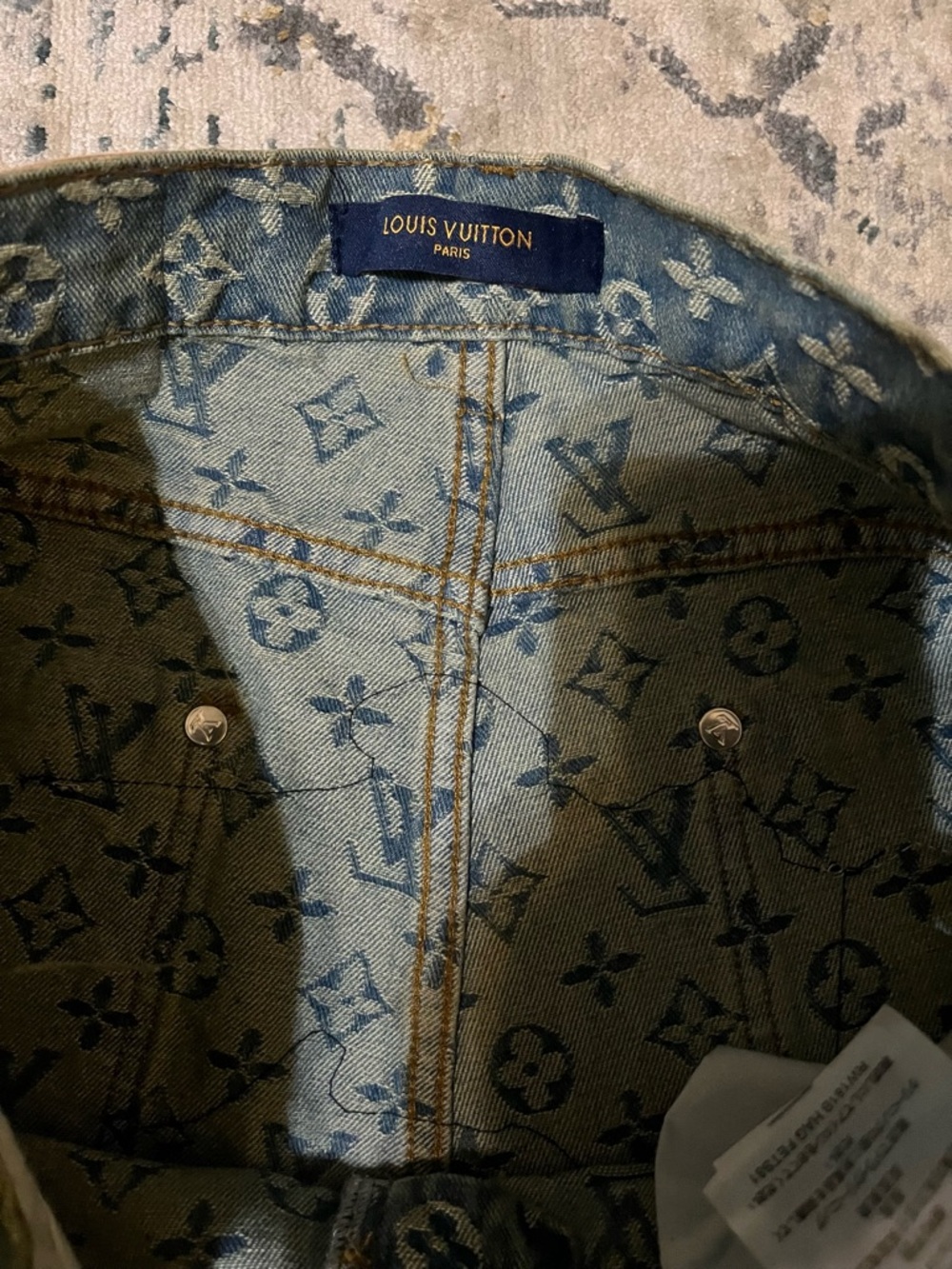 🔥 Louis Vuitton Monogram Graffiti Jeans – Size 32 🔥 - Picture 3 of 4